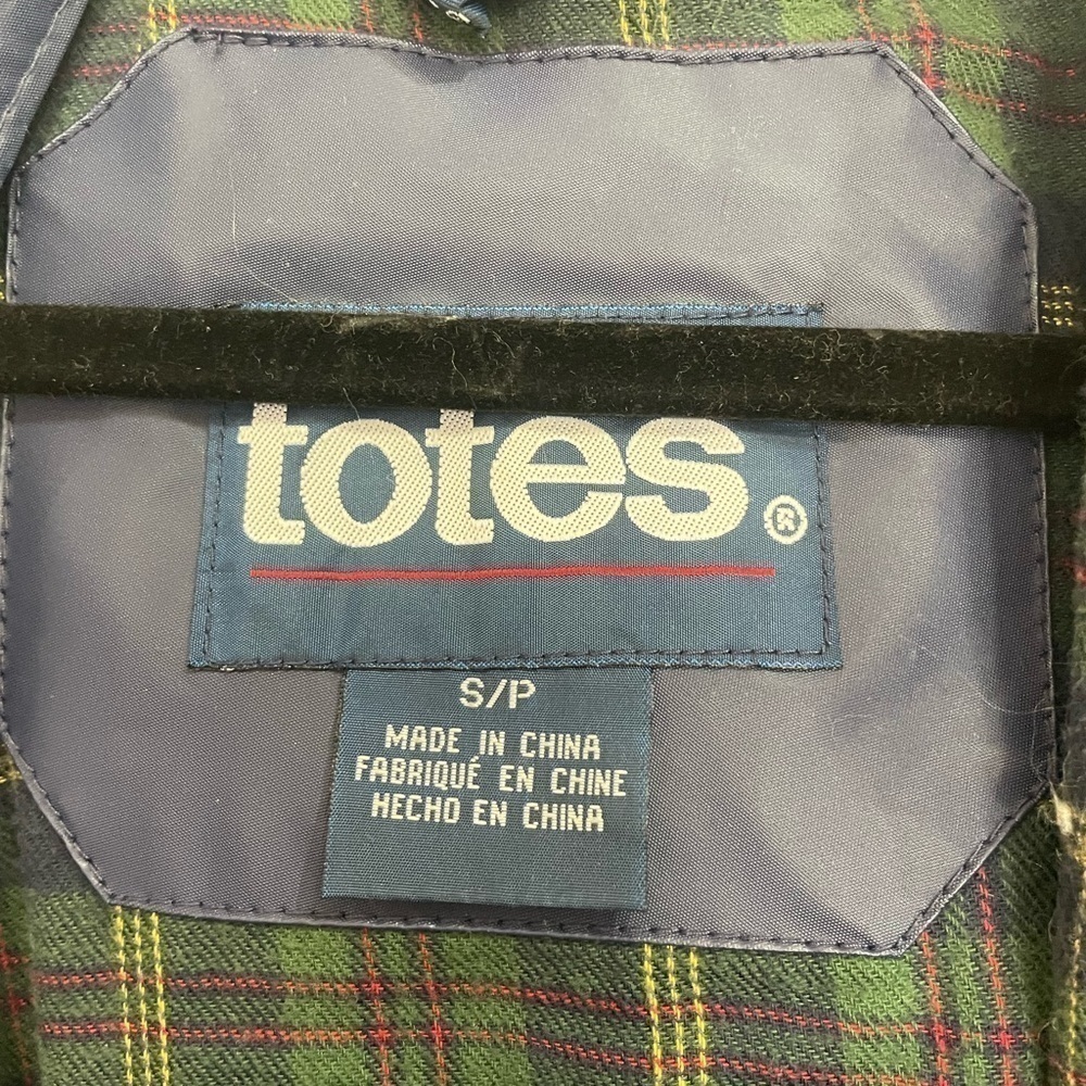 Totes Navy Blue Rain Coat with Hood and Plaid Lining Size Small - Picture 2 of 5